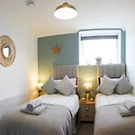 Aparthotel Bay View - Amazing Location Dog Friendly