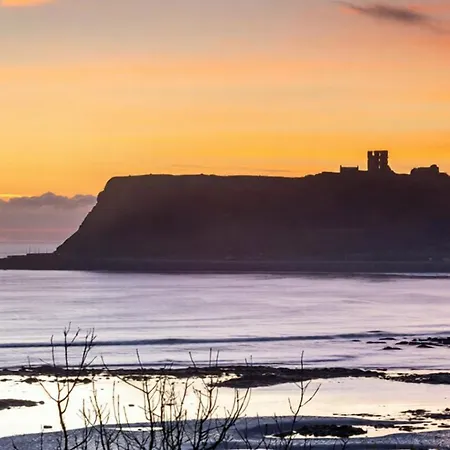 Aparthotel Bay View - Amazing Location Dog Friendly 4*